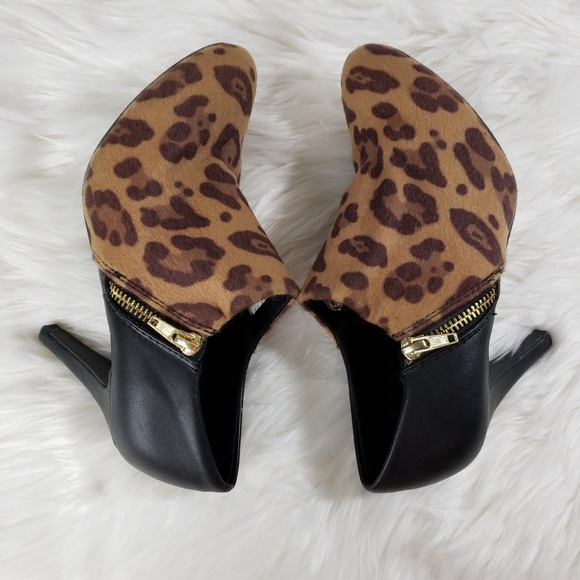 Dexflex Comfort Cheetah Print Booties - Picture 3 of 9